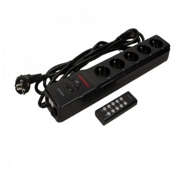 Stekkerdoos 5 voudig -  Met penaarde - Op afstand bestuurbaar