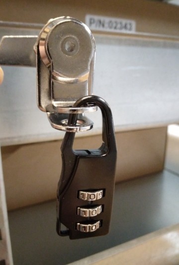 Lockerslot met oog sluiting 8 0