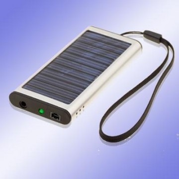 Universal solar charger se 001