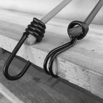 Omgekeerde dubbele haak - 8mm - Zwart